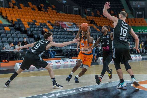 通过细致分 通过细致分