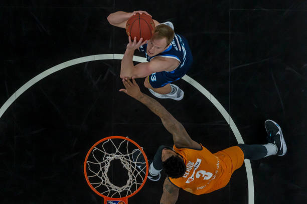 但对于阿尔 但对于阿尔