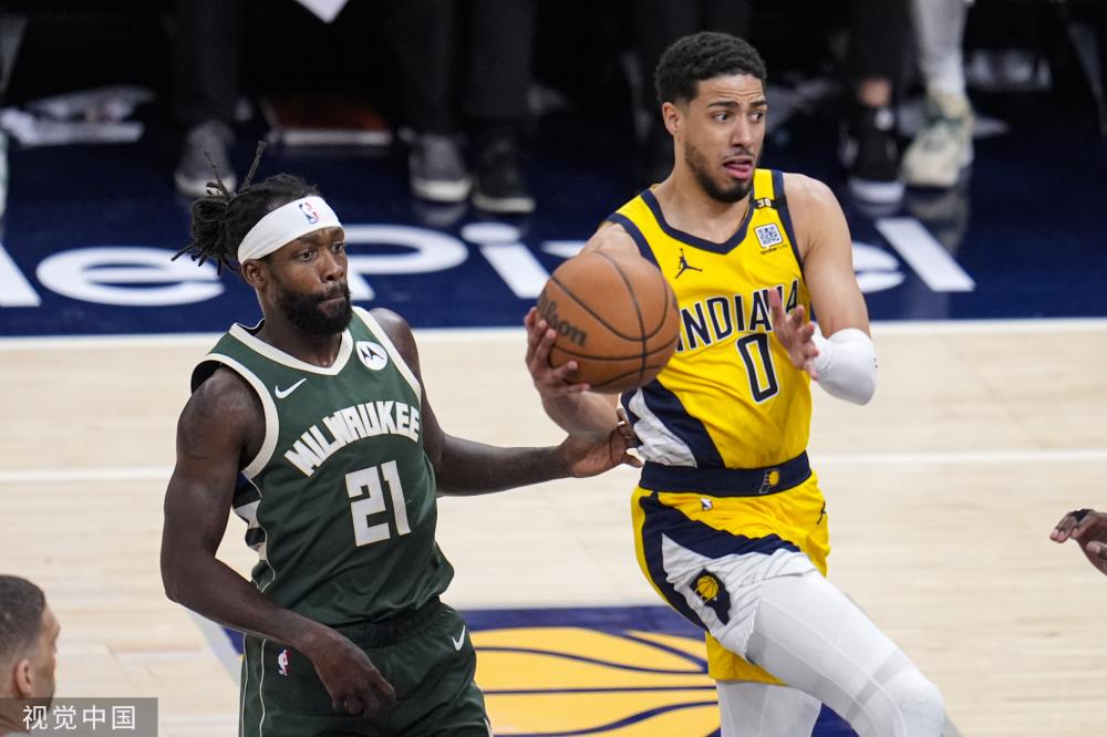 的季后赛中 的季后赛中